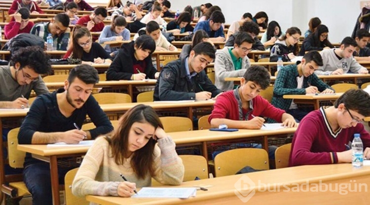 Üniversitelerde yüz yüze eğitime geri dönüş sinyali!