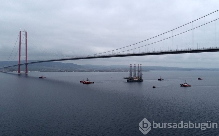 63 metrelik platform boğazı kapattırdı