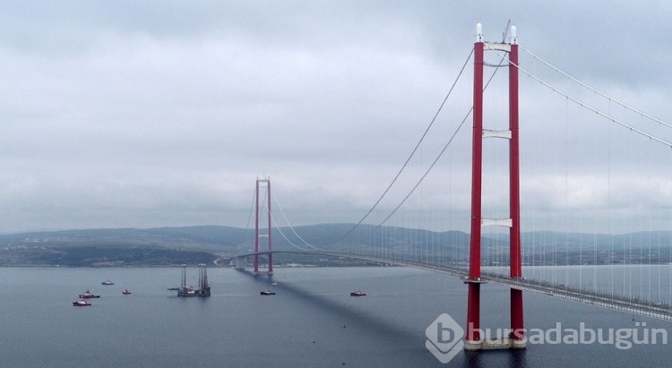 63 metrelik platform boğazı kapattırdı