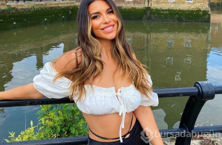 Oyuncu Ekin Su Cülcüloğlu frikik vermemek için zor anlar yaşadı!