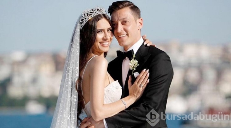 Mesut Özil kesenin ağzını açtı!
