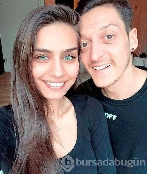 Mesut Özil kesenin ağzını açtı!
