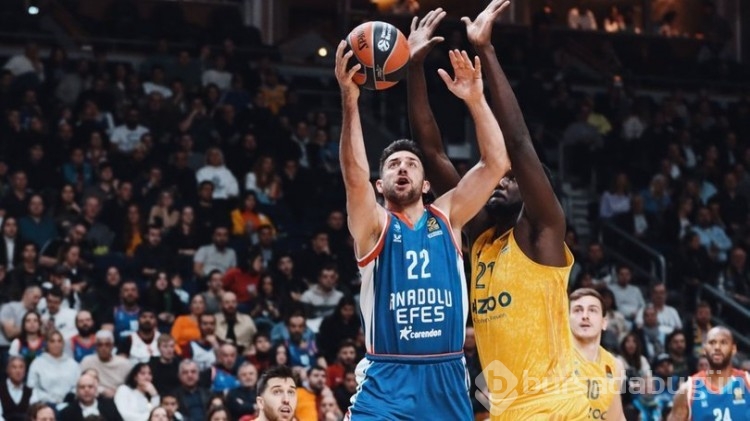 ALBA Berlin: 95 - Anadolu Efes: 93