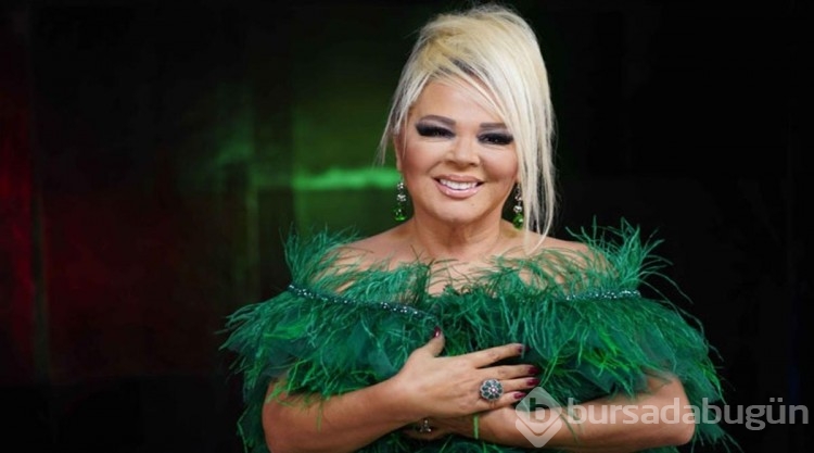 Safiye Soyman Lolita Lift operasyonu ile boyun germe ameliyatı oldu
