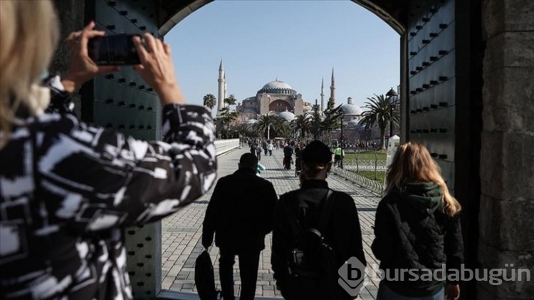 Turist sayısında yüzde 37 artış