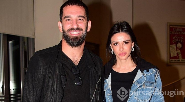 Arda Turan'ın eşi Aslıhan Doğan'ın hırkasının fiyatı şok etti!