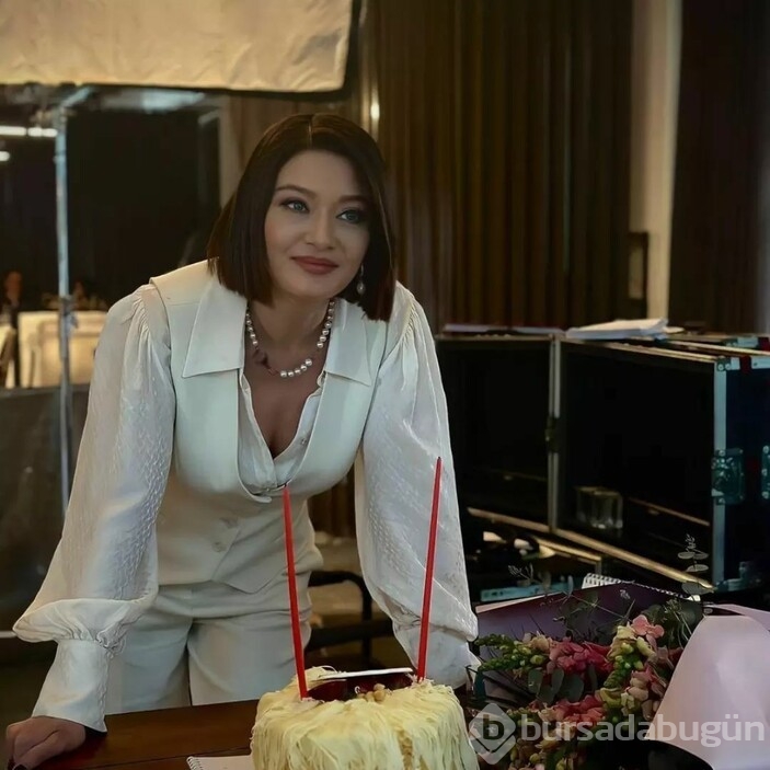 Nurgül Yeşilçay 47 yaşına bastı
