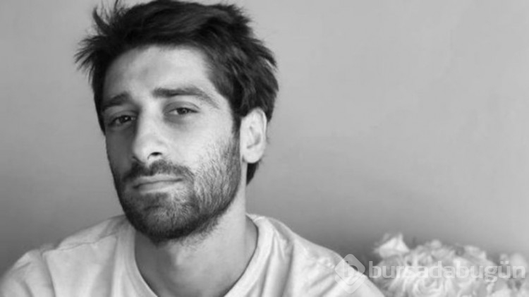 Bora Akkaş Dünya Tiyatrolar Günü'ne özel paylaşım yaptı