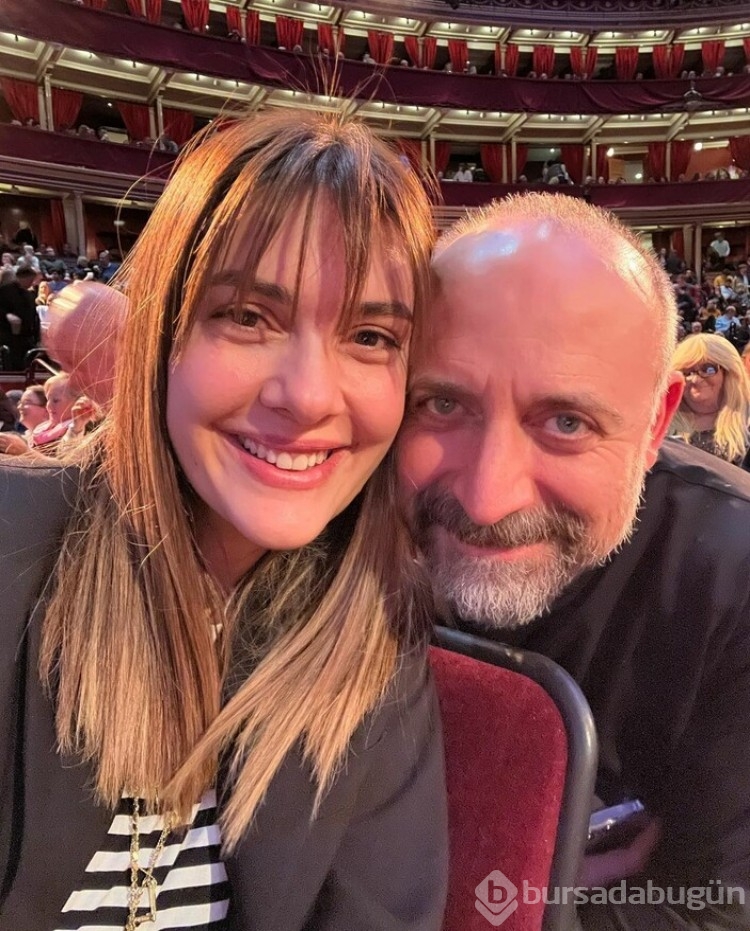 Bergüzar Korel, depremzedeler için topladıkları yardım parasını gösterdi