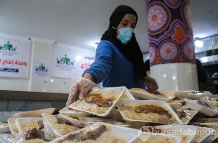 Yardımlaşma ve paylaşma sofrası İstanbul iftar çadırı yerleri!