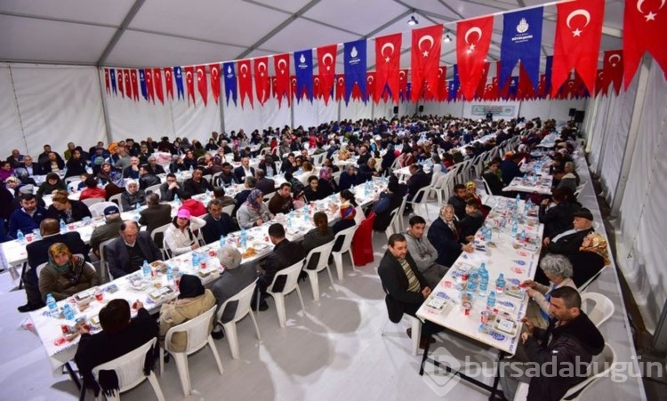 Yardımlaşma ve paylaşma sofrası İstanbul iftar çadırı yerleri!