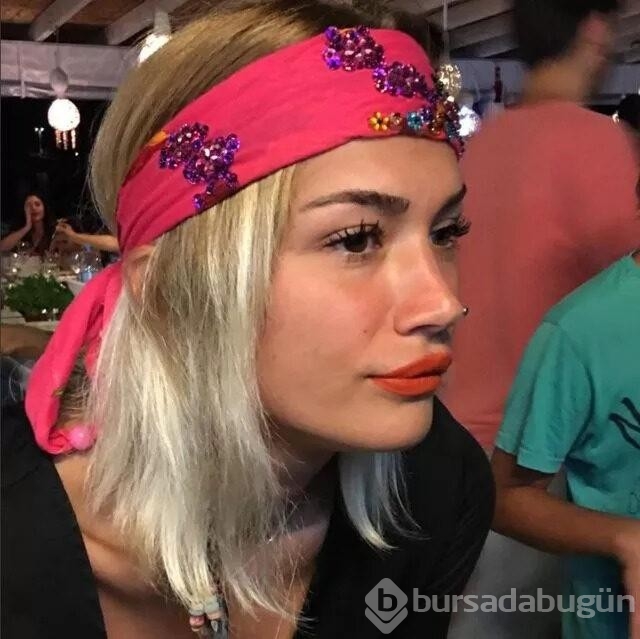 Kıvanç Tatlıtuğ'un kız kardeşi görenleri hayran bıraktı