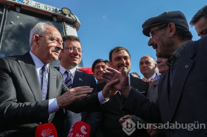 Kılıçdaroğlu Konya'da! Mevlana Müzesi'ni ziyaret etti, gençlerle kahve içti