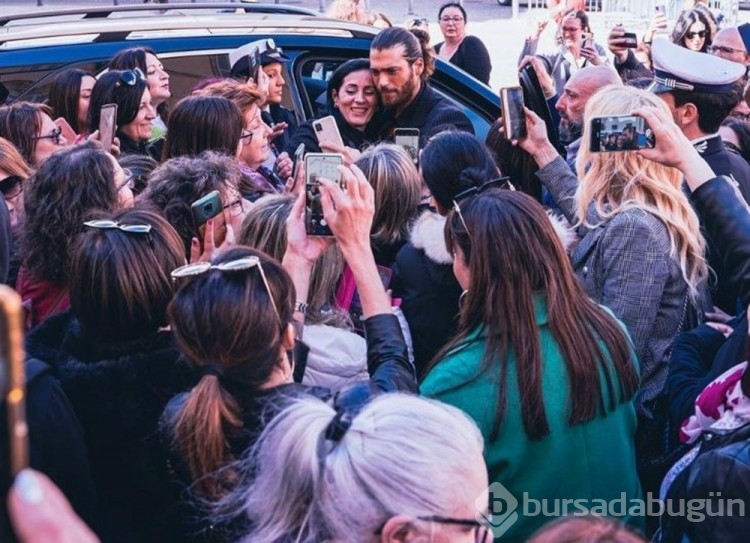 Can Yaman yardım projesi için İtalya'ya gitti