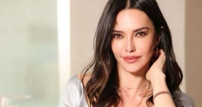 Hande Ataizi evinin deprem dayanıklılığını kontrol ettirdi