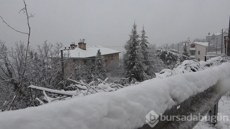 Uludağ'da kar 1 metreyi aştı
