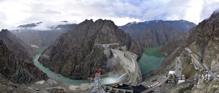 Artvin'in Yusufeli Barajı'nda su seviyesi 90 metreyi geçti