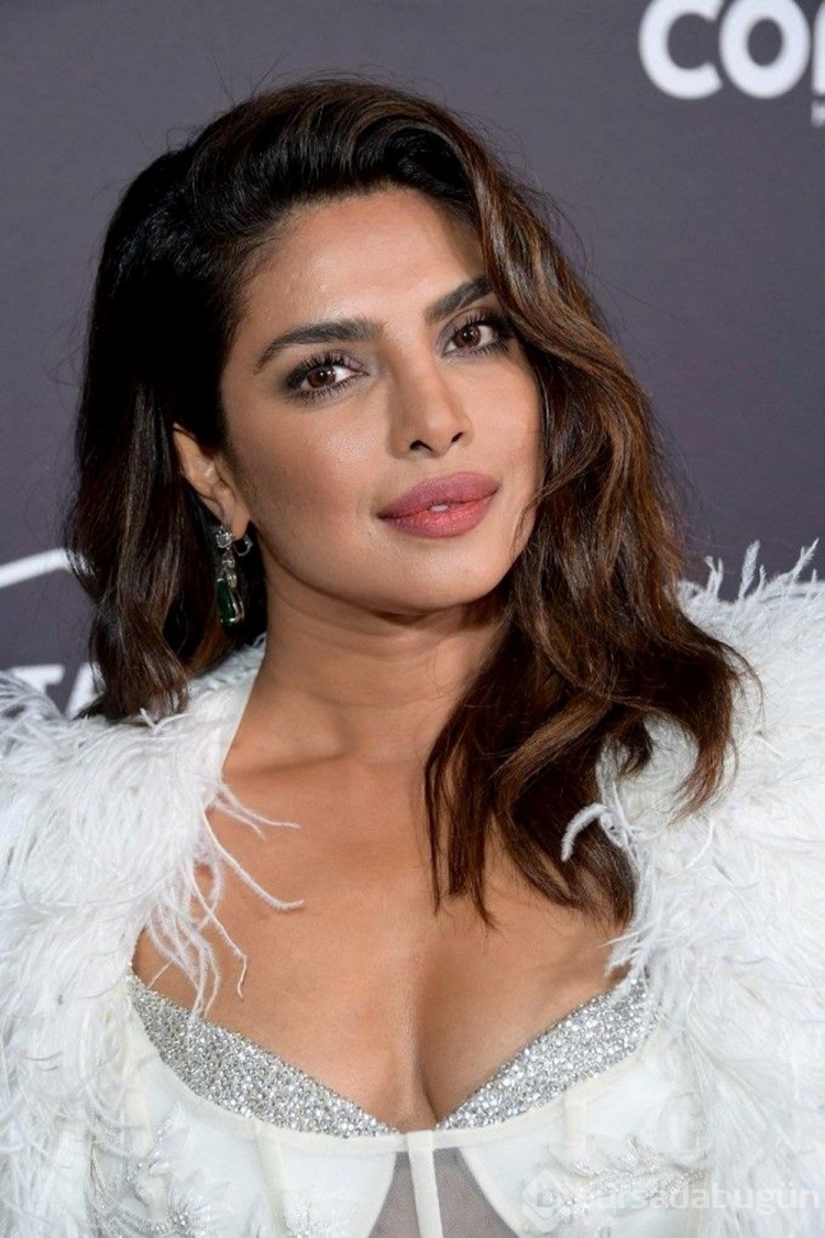 Priyanka Chopra: Sektörde bir köşeye itilmiştim