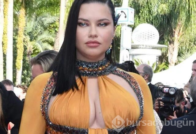 Ünlü model Adriana Lima güzelliğiyle nefes kesti!