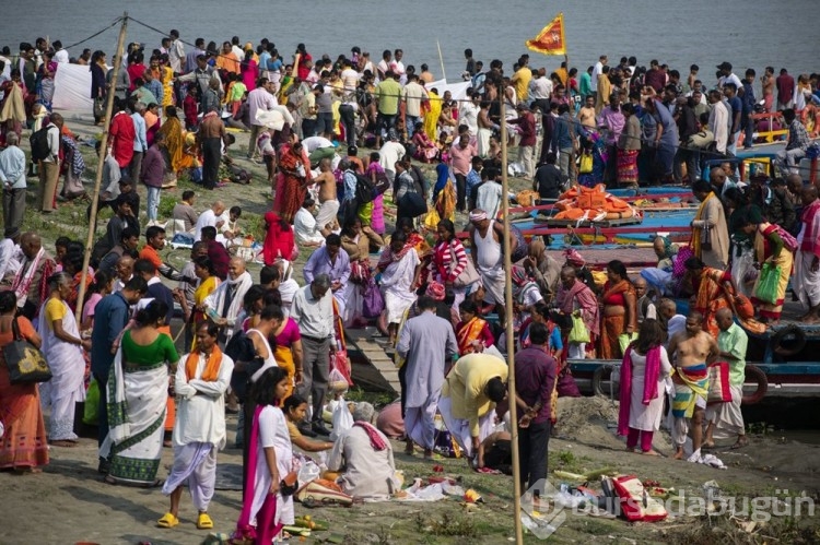 Hindistan'da Ashoka Ashtami Festivali kutlandı