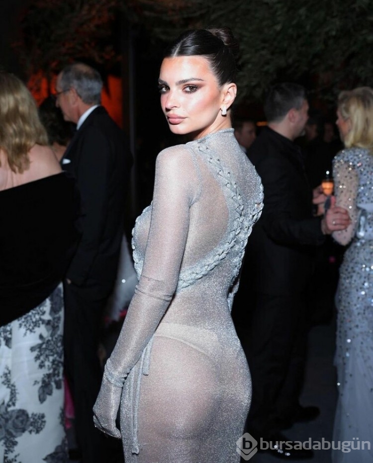 Emily Ratajkowski: Erkekler cinsel organlarıyla düşünüyor
