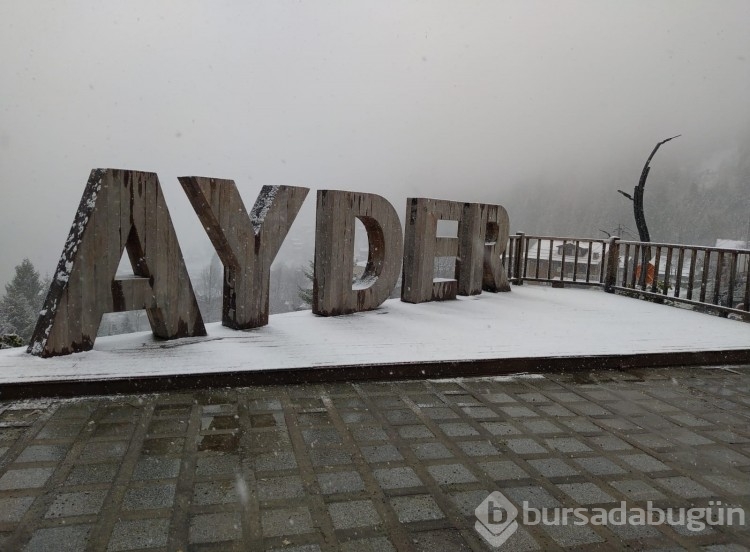 Rize'nin Ayder Yaylası beyaza büründü