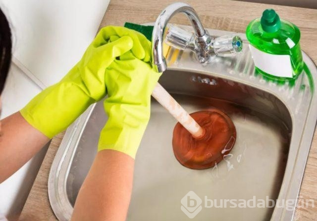 Tıkalı lavaboları anında açan en etkili çözüm!