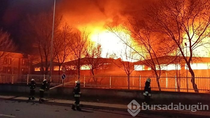 Parfüm fabrikasında yangın