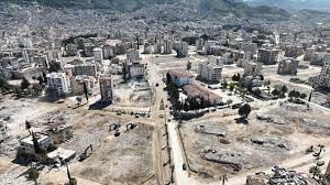 Hatay'da 312 bin bina yıkık ya da yıkılacak durumda
