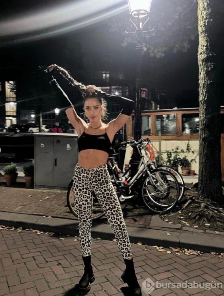 Survivor'a veda eden Zeynep Alkan bikinili pozuyla mest etti