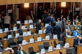 Zelenskiy, Avusturya Ulusal Meclisi'ne hitap etti: Muhalefet milletvekilleri salonu terk etti