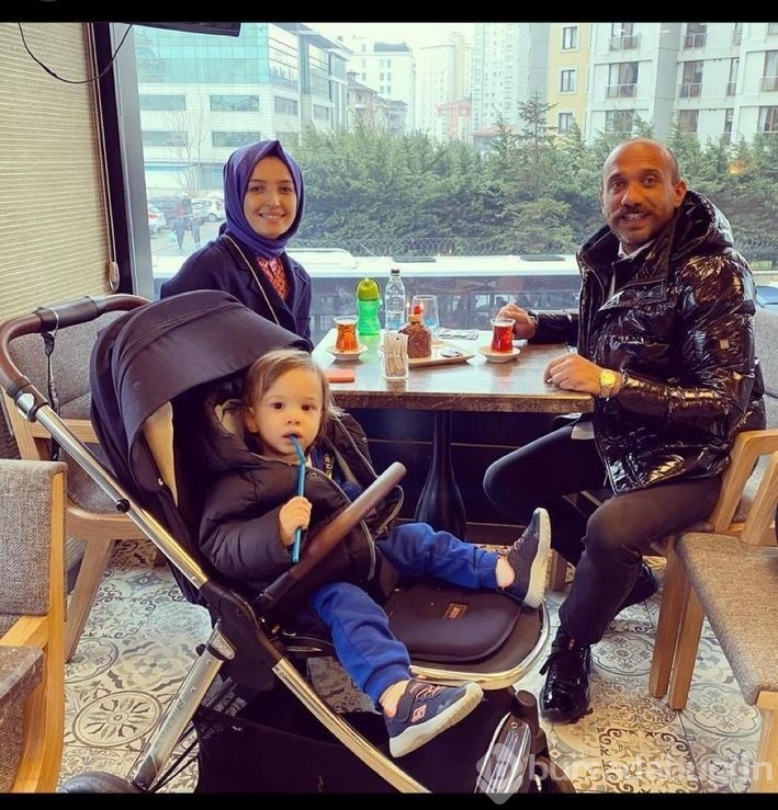 Anne ve 3 yaşındaki oğlu evde ölü bulundu!