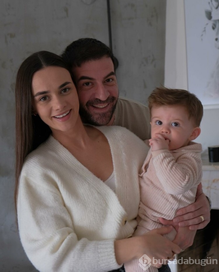 Hande Soral ve İsmail Demirci'den aile pozu 