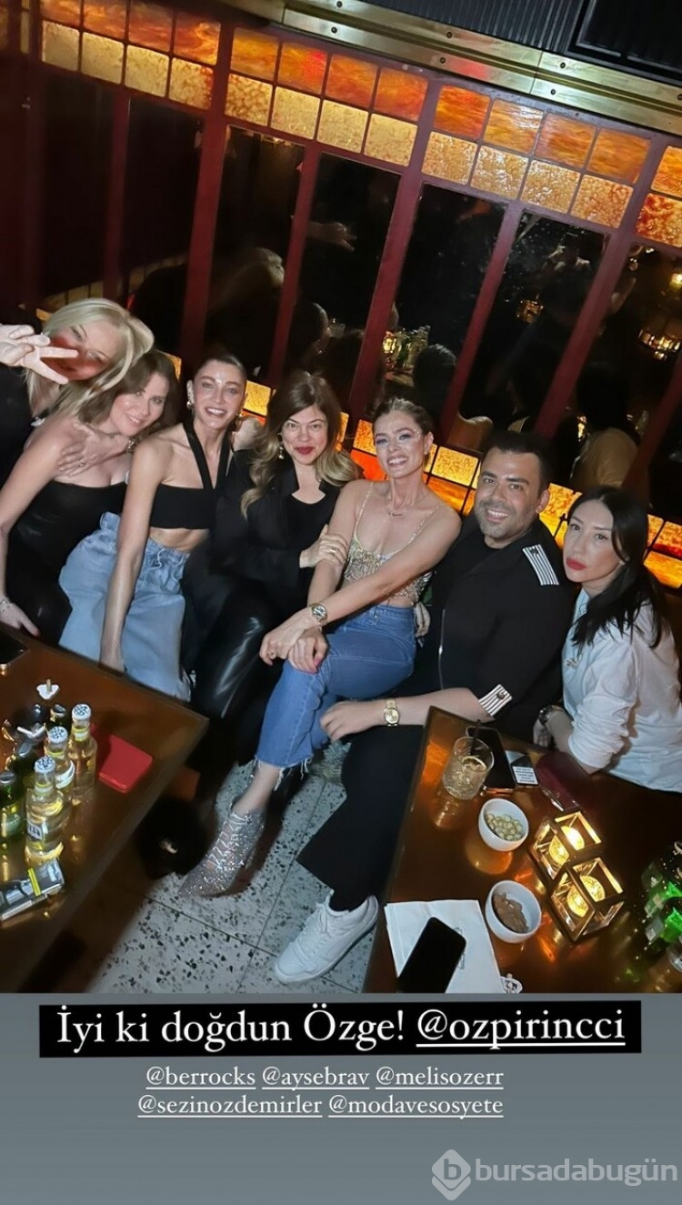 Özge Özpirinçci'nin doğum gününe ünlü akını