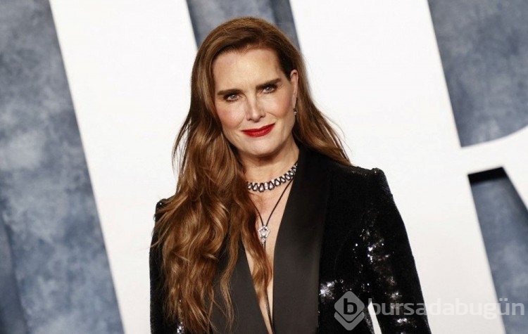 Brooke Shields ilk filmini anlattI
