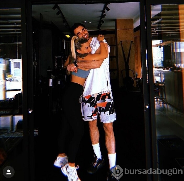 İrem Derici, sevgilisi Atakan Işıktutan ile spor salonunda poz verdi