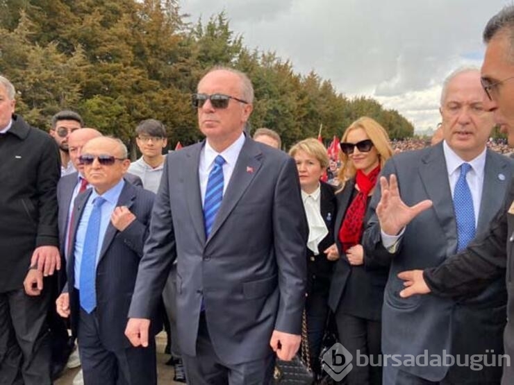 Muharrem İnce Anıtkabir'i ziyaret etti