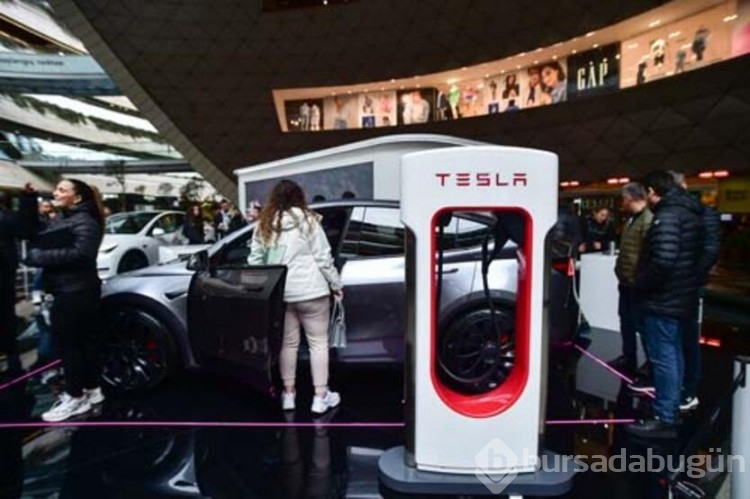 Tesla araçlara yoğun ilgi