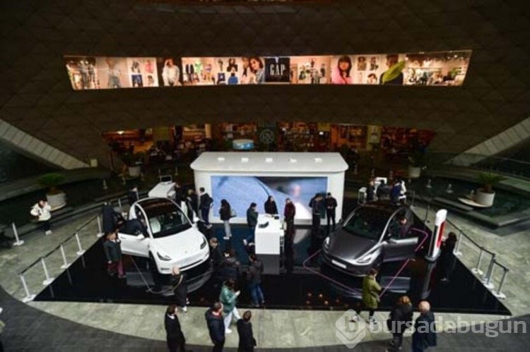 Tesla araçlara yoğun ilgi