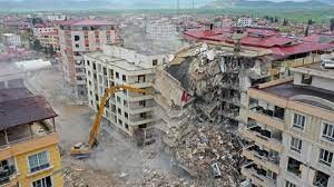 Hatay'da yıkılan binalardaki demir Suriye yapımı