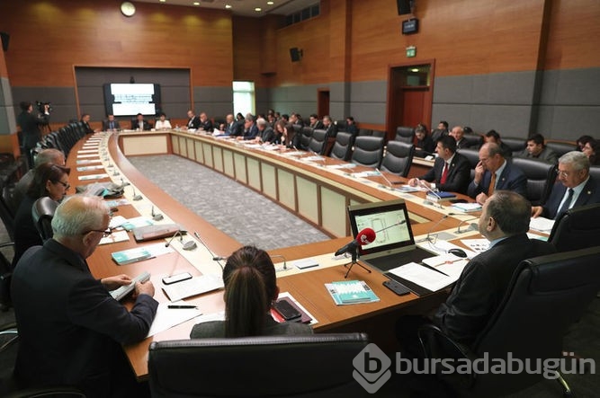 Hatay'da yıkılan binalardaki demir Suriye yapımı