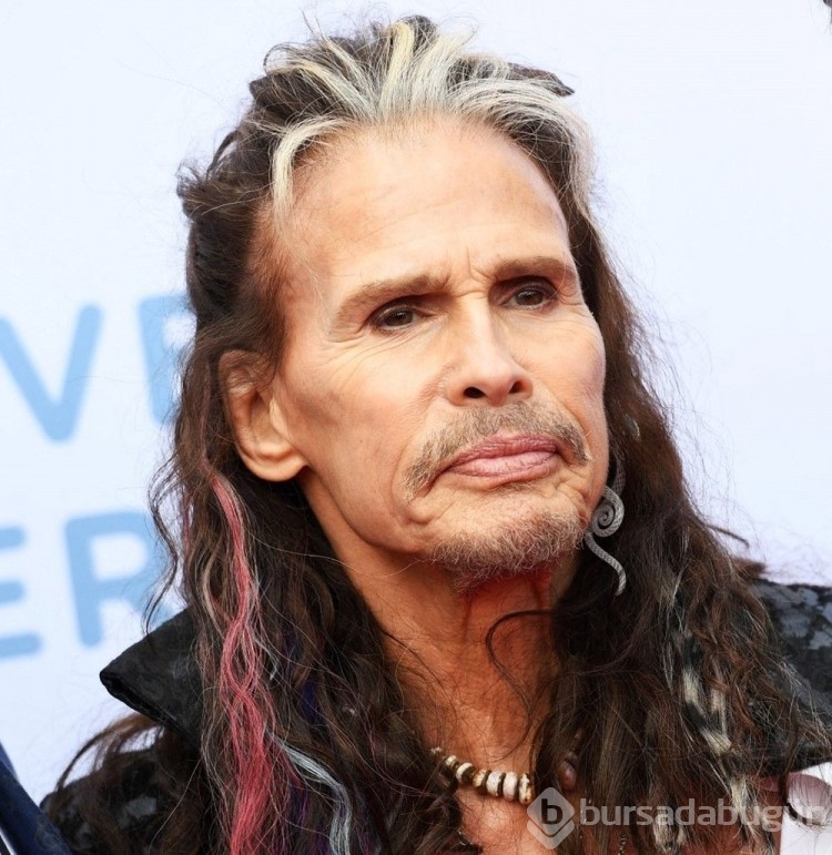  Steven Tyler cinsel taciz iddialarını reddetti
