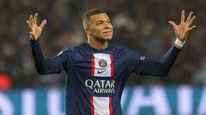 Mbappe'den PSG'ye flaş tepki!