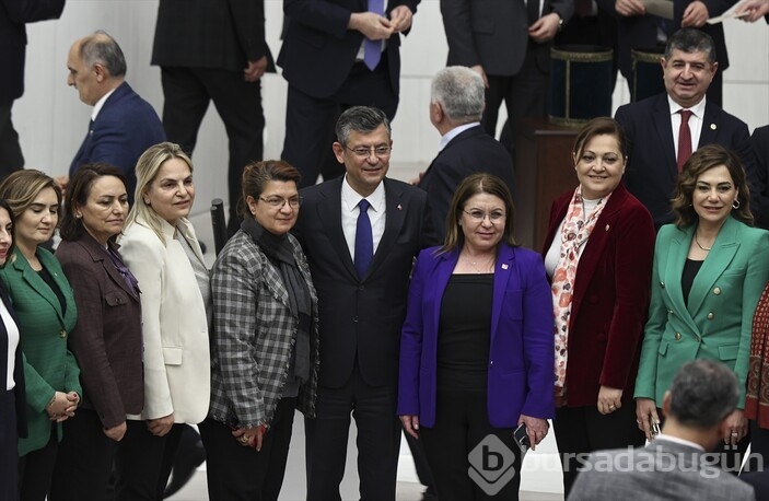 TBMM tatile girerken vekillerden hatıra fotoğrafı 