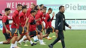 Galatasaray  sahaya iniyor