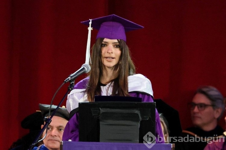 Emily Ratajkowski oyunculuğu neden bıraktığını açıkladı
