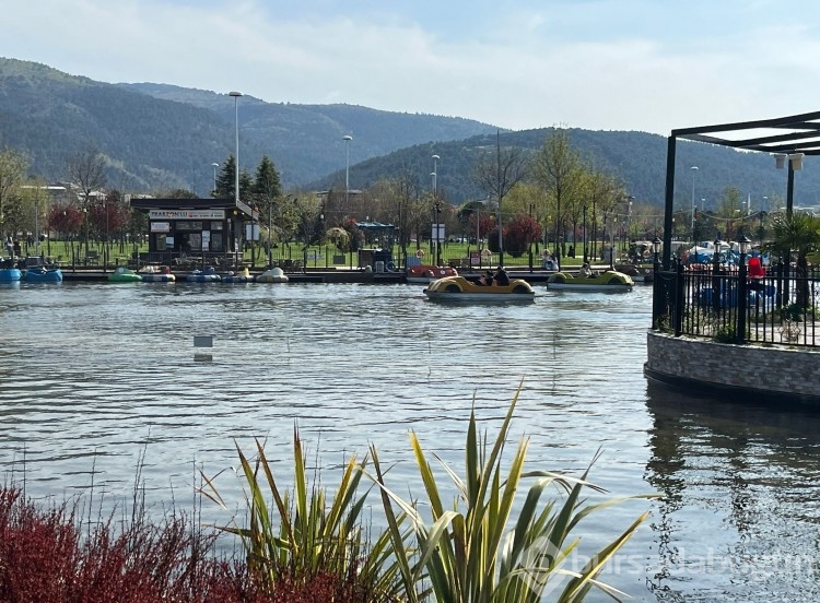 Bursalılar güneşli havanın tadını işte böyle çıkardı 
