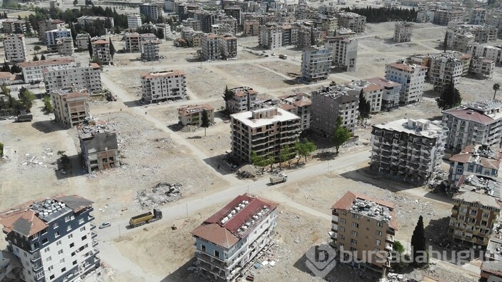 Molozlar kaldırıldıktan sonra Hatay görüntülendi 