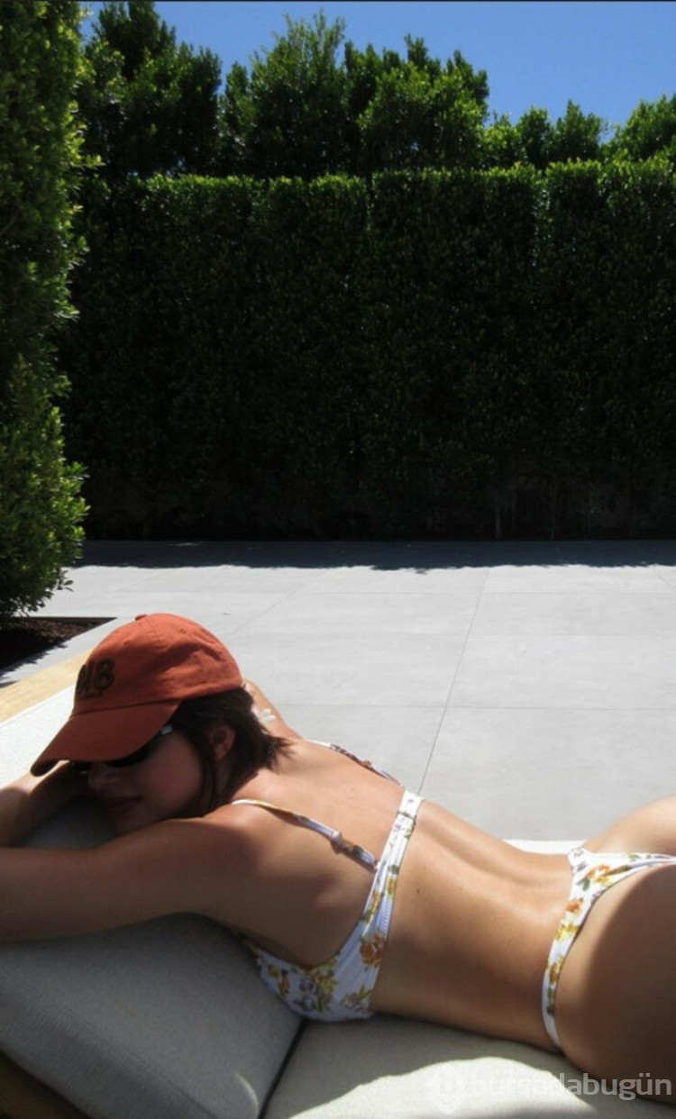 Ünlü model Kendall Jenner güneşin tadını çıkardı
