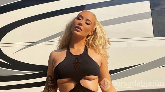 Iggy Azalea,küçük bikinisiyle verdiği pozu paylaştı! Beğeni yağdı